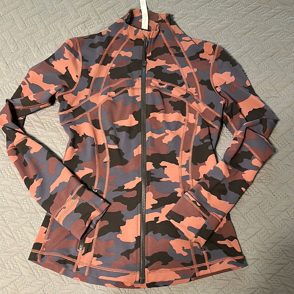 Lululemon Define Jacket Heritage 365 Camo Smoky Red Night Sea Multi size 8